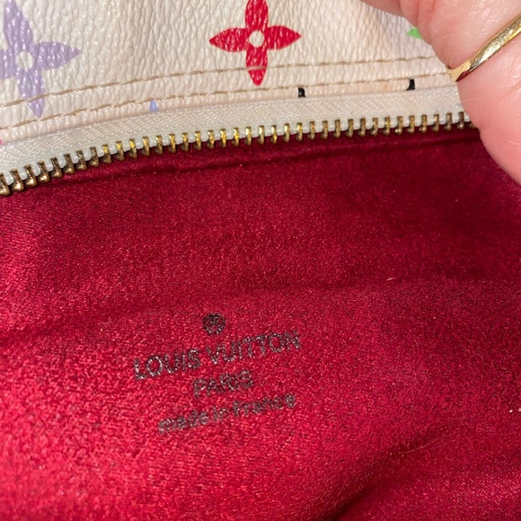 Louis Vuitton Authentic Vintage White Mono Purse - Picture 4 of 10